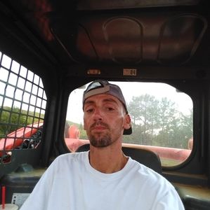 Meet your Posher, Clint